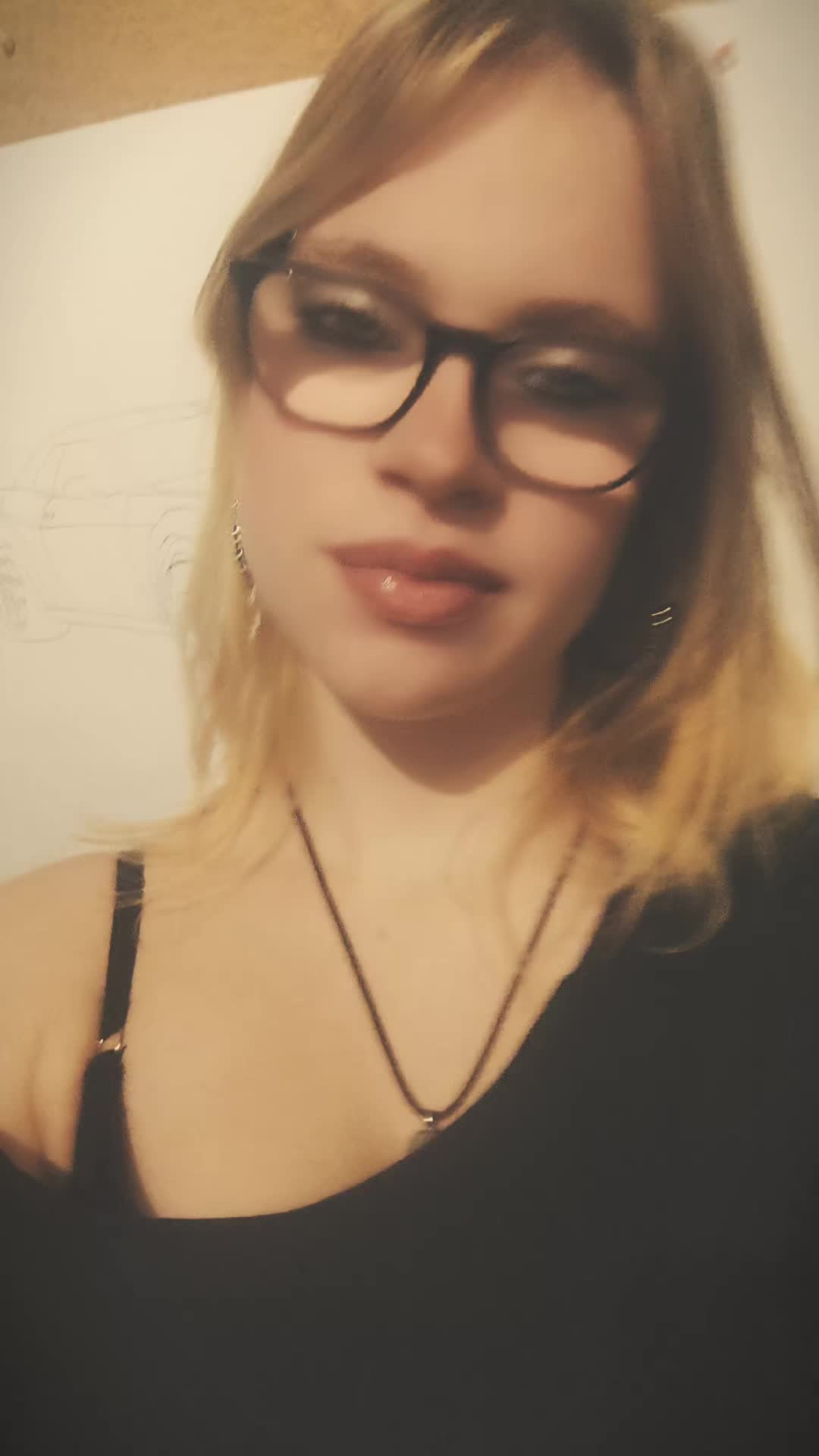 @<3