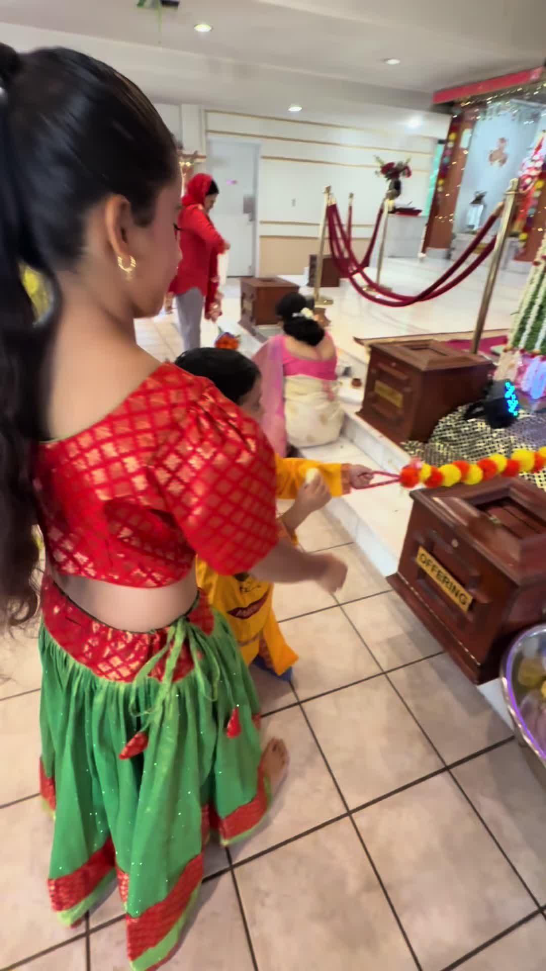 @सानशिका & स्तव्य