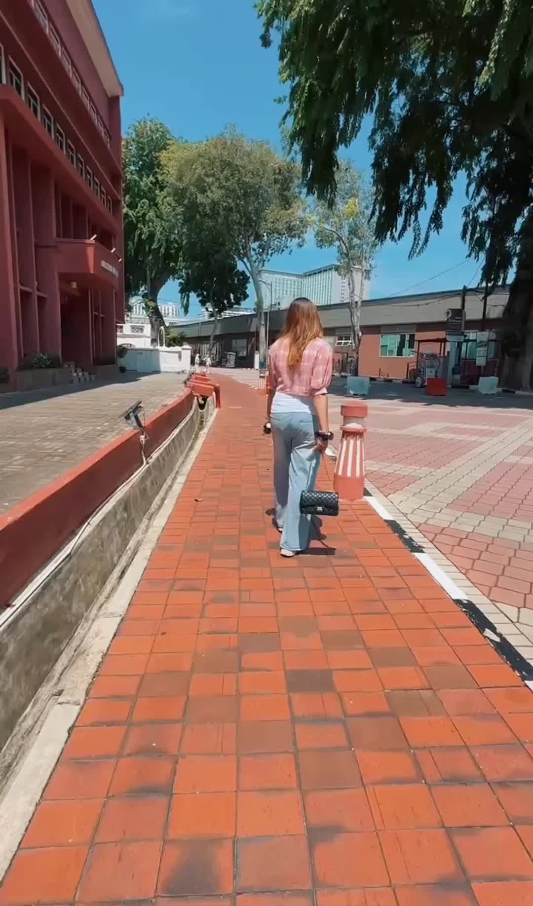 @𝓗𝓪𝔃𝓪 🥀