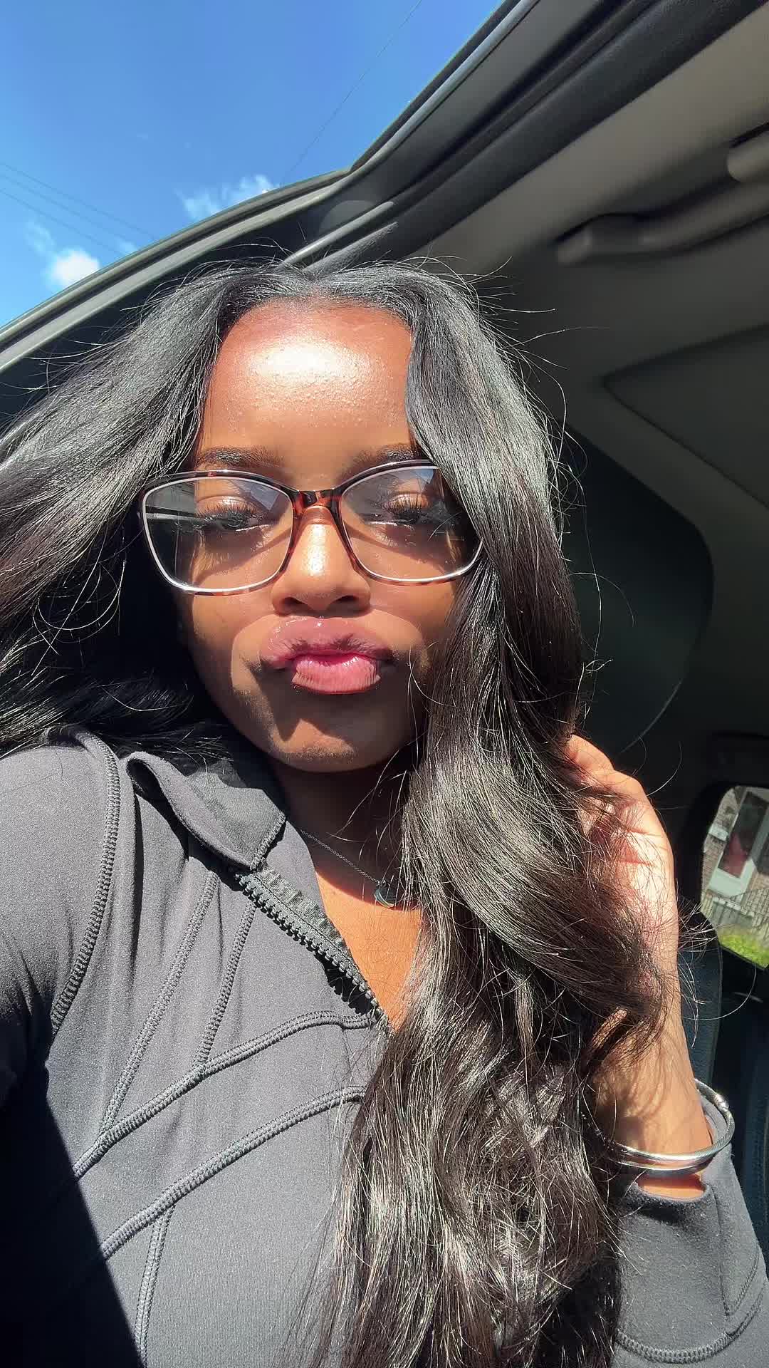 @nyreee