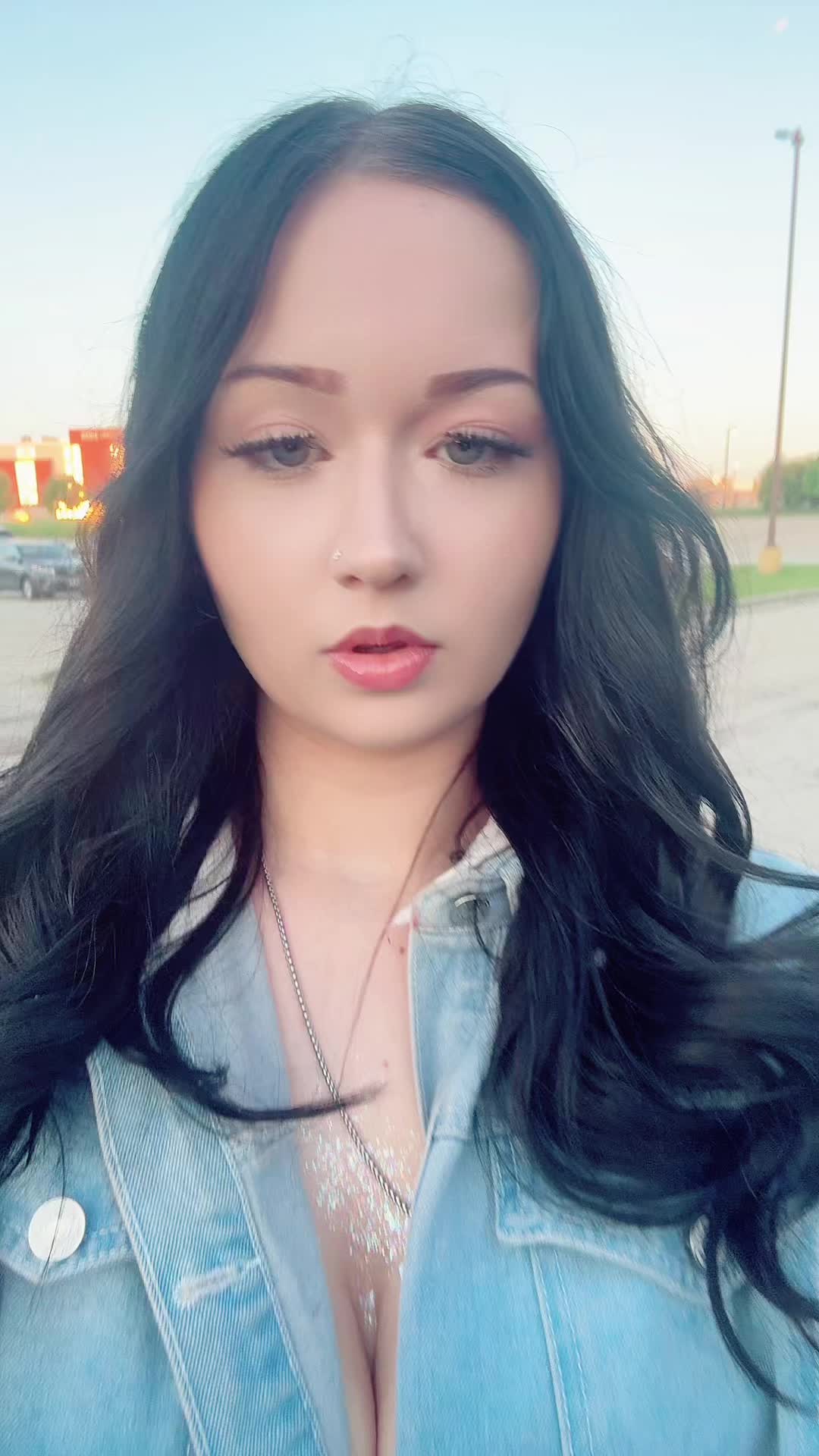 @julia