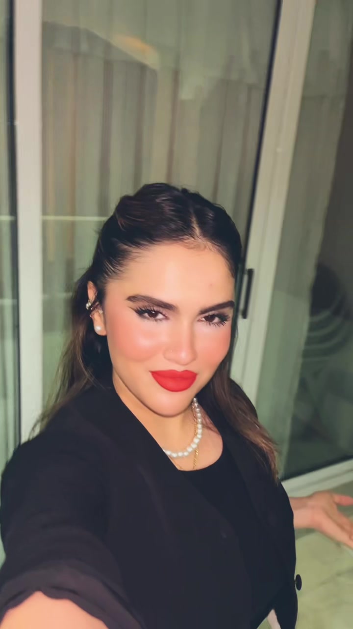 @smakamrn