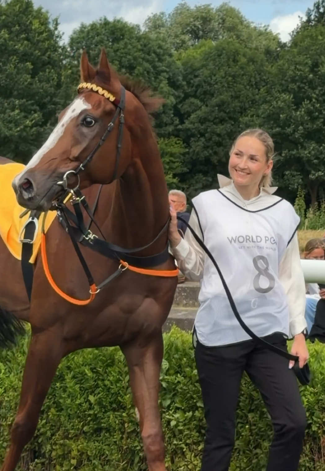 @Laura | German Horseracing