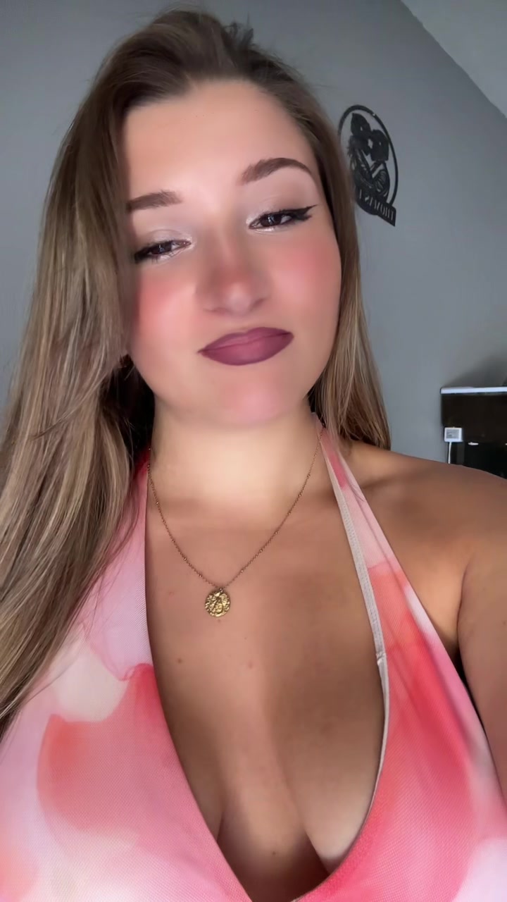 @Lolottey_