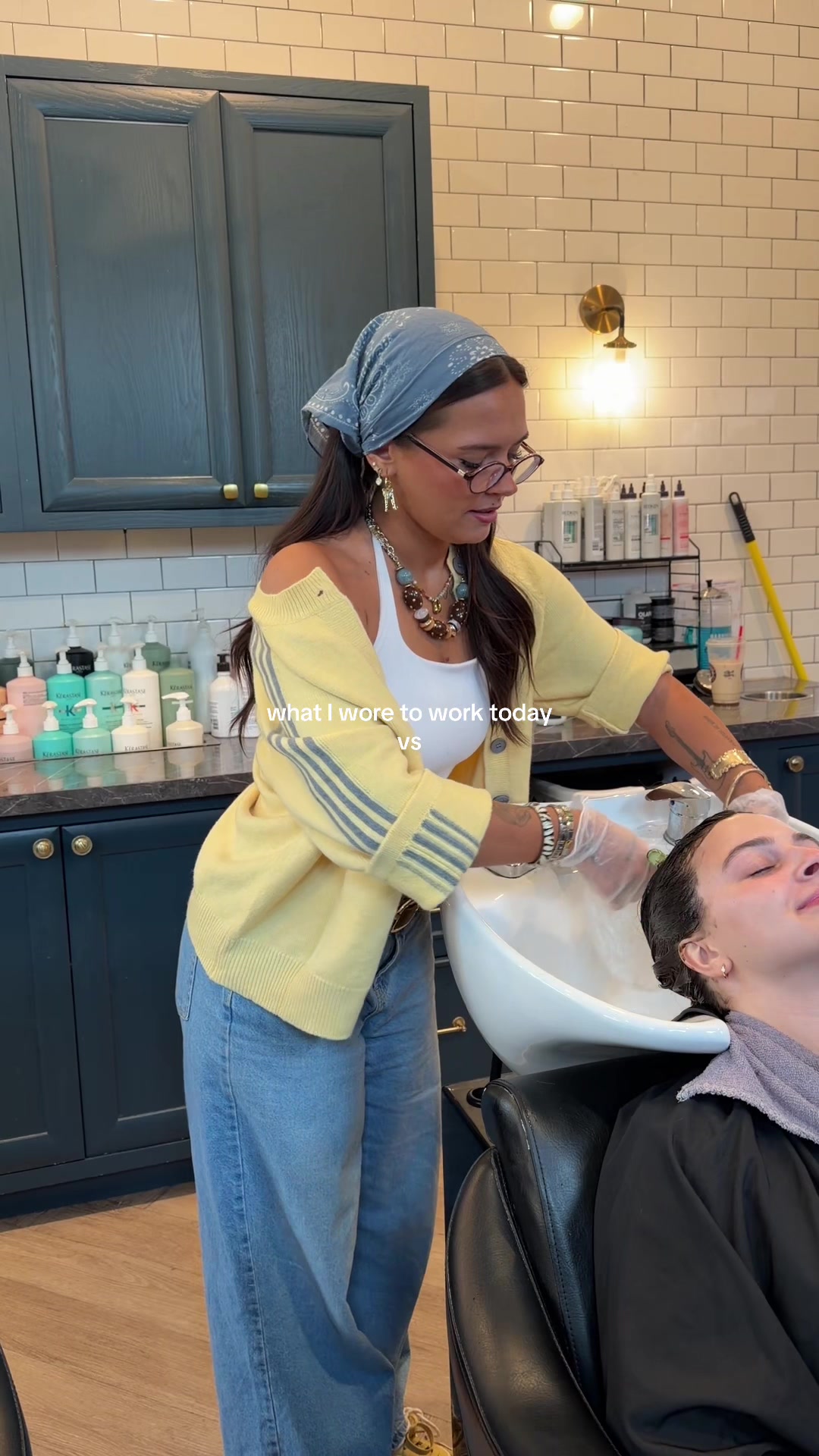 @Ry โ
| IN Hairstylist