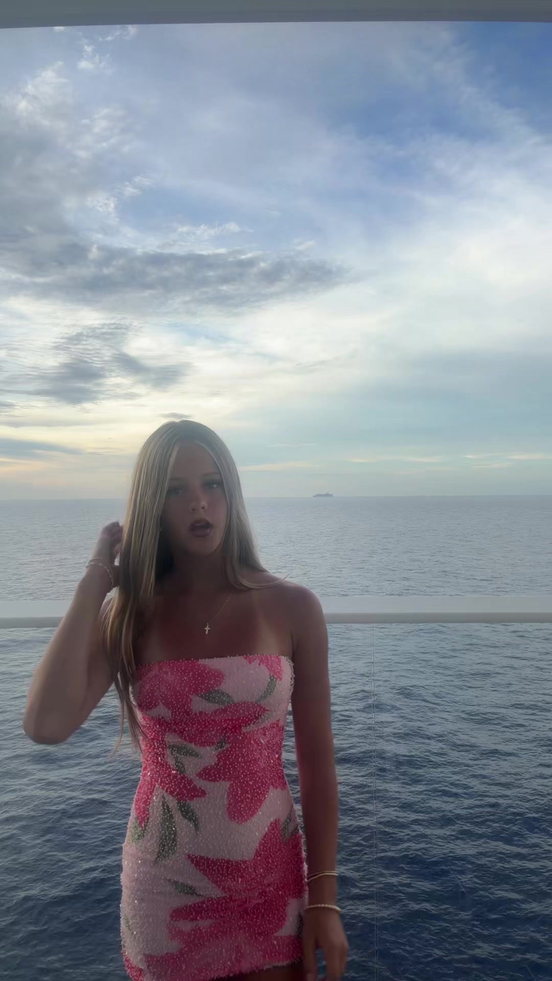 @alexisity