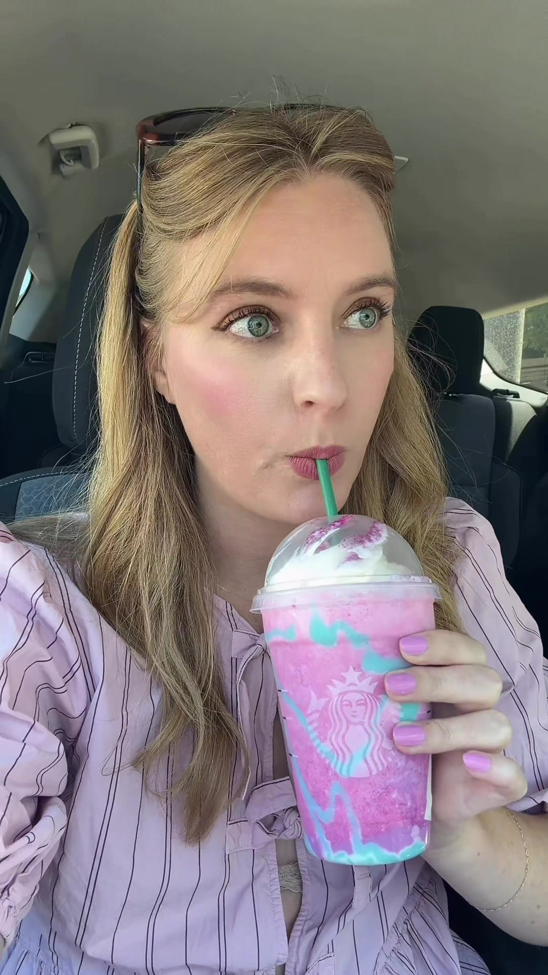 @Lindsey | Style + Pop Culture