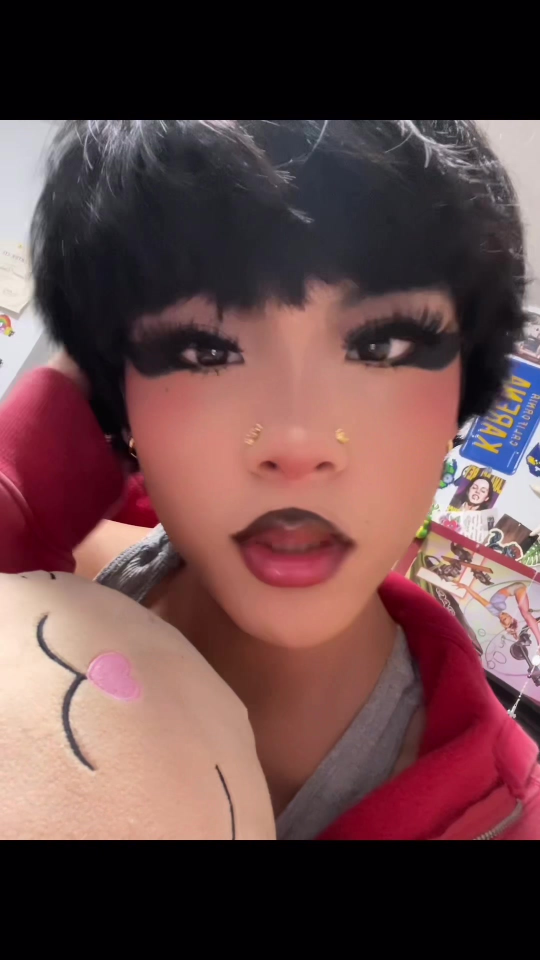 @๐๐ฃฒ