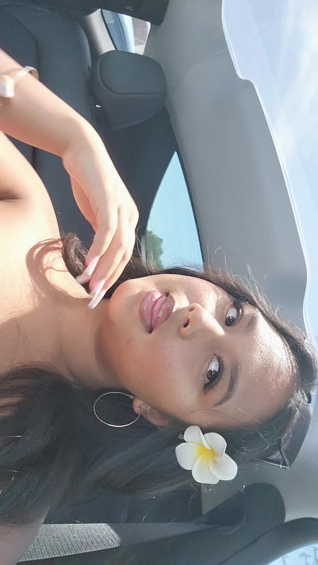 @Leelee