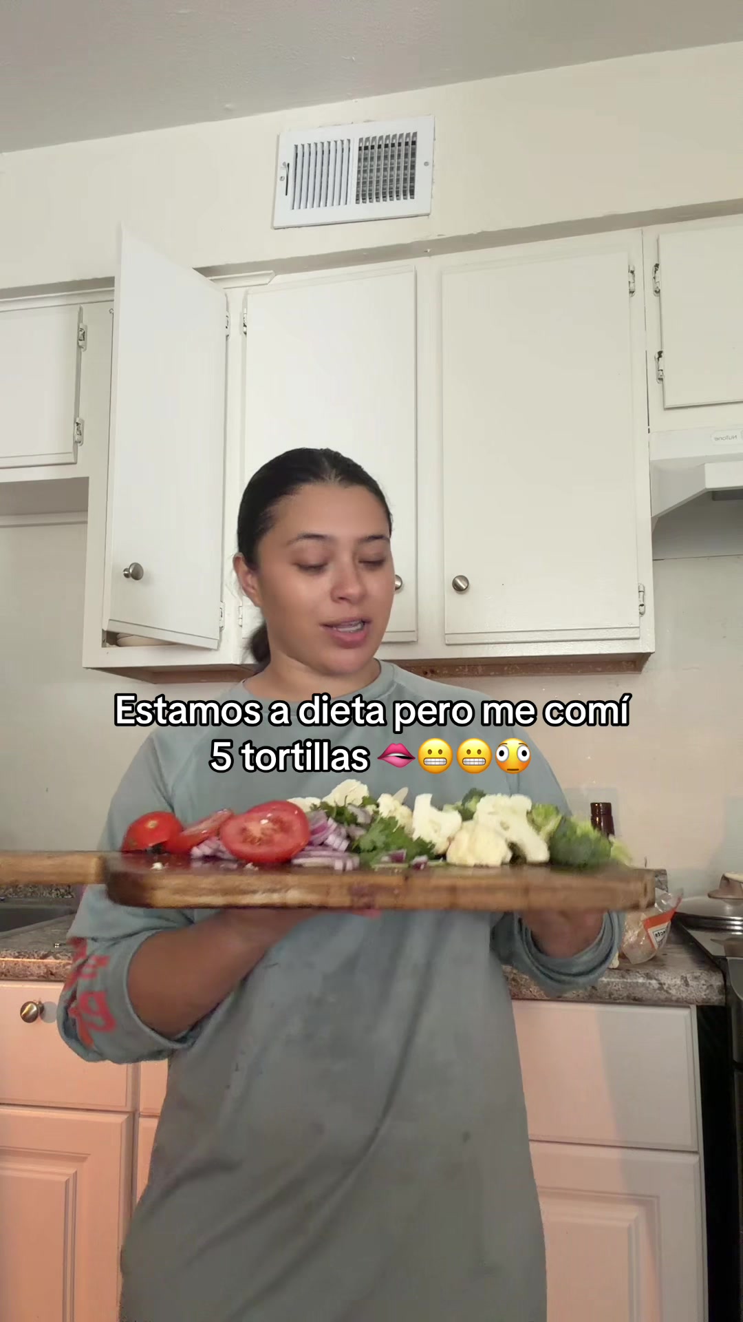 @Vaquerita👩🏻🌾 latina