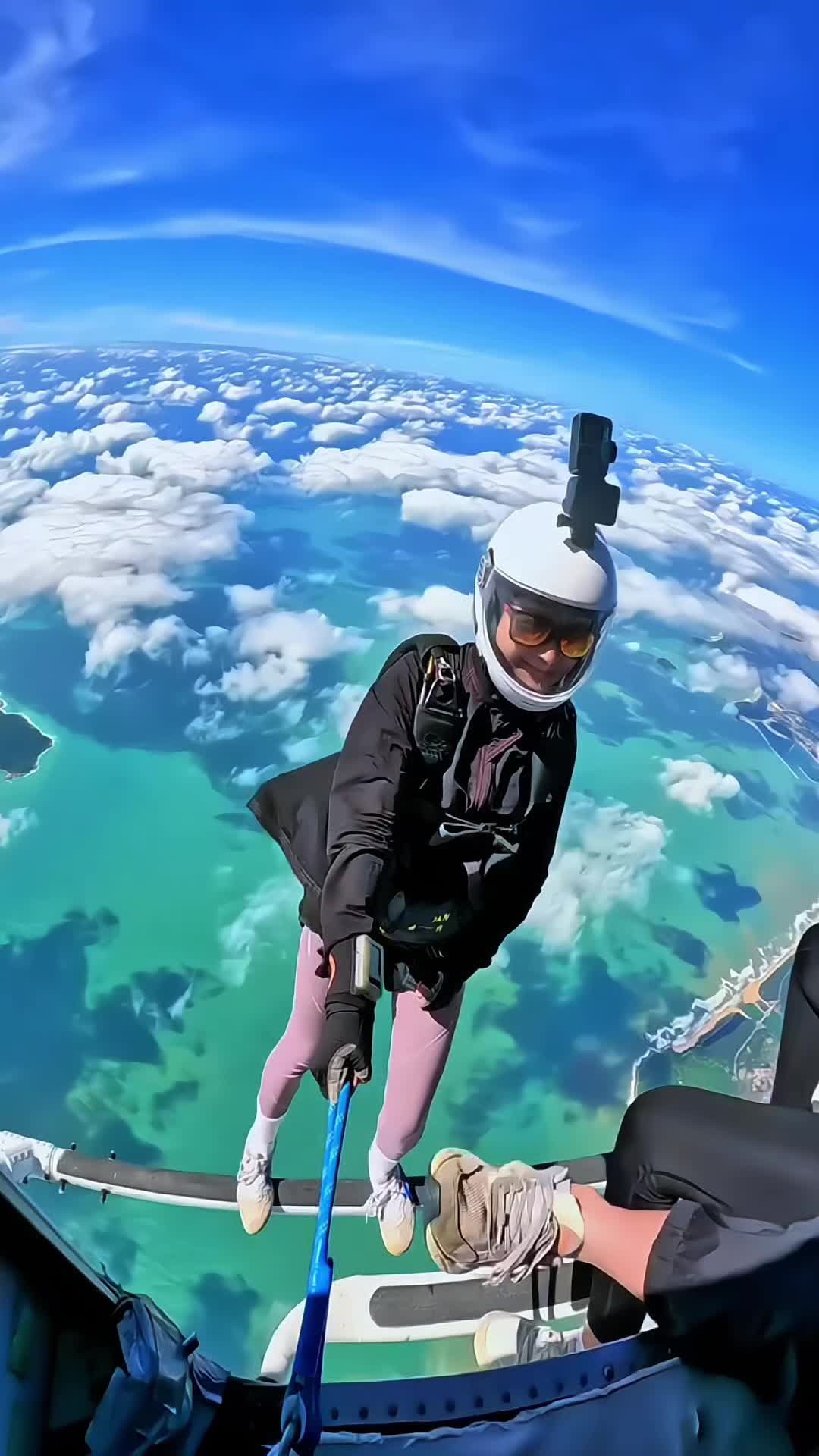 @Sky Vibes