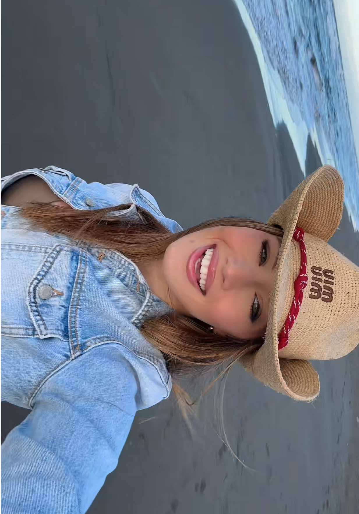 @andreaa
