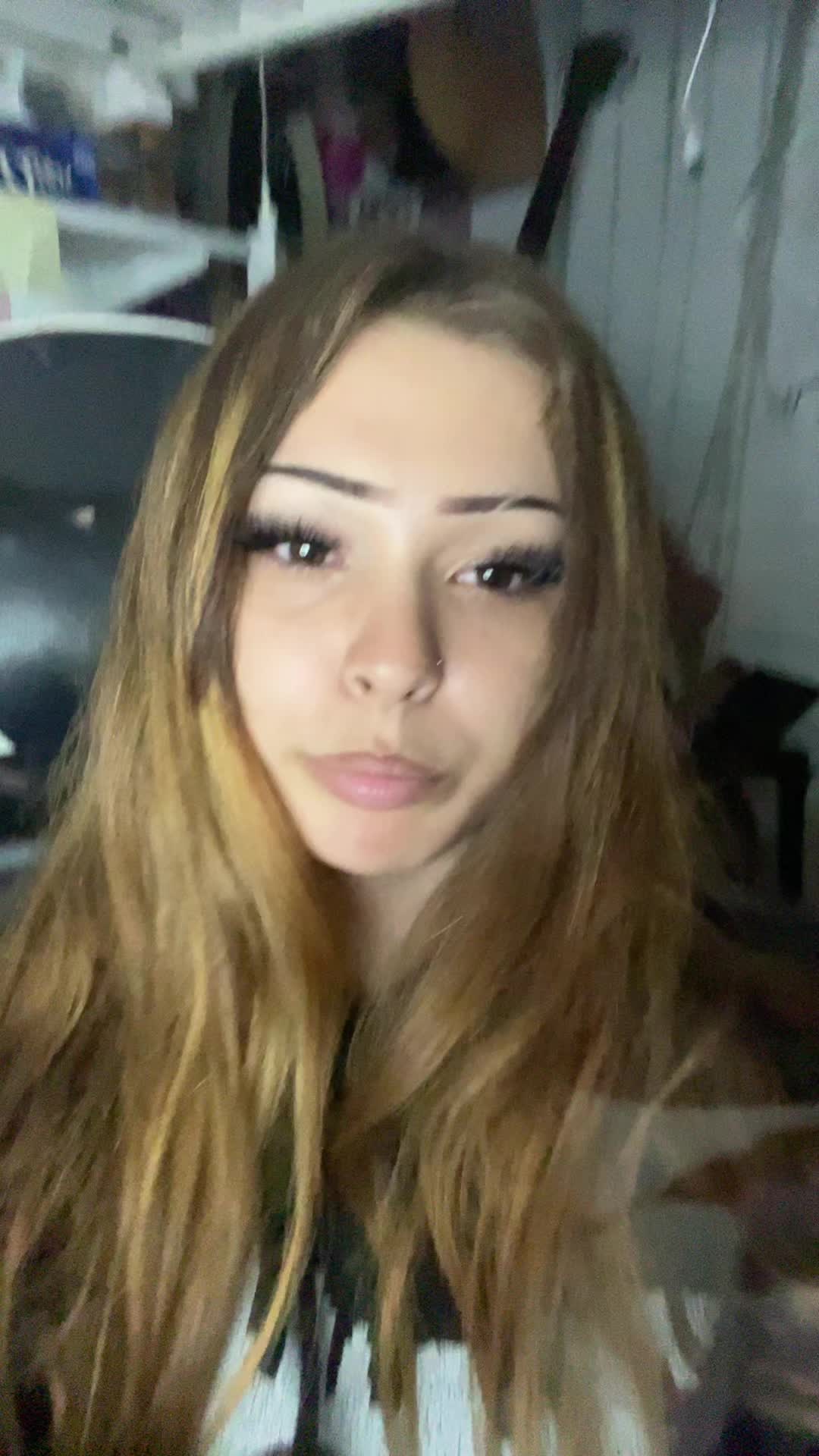 @🧟