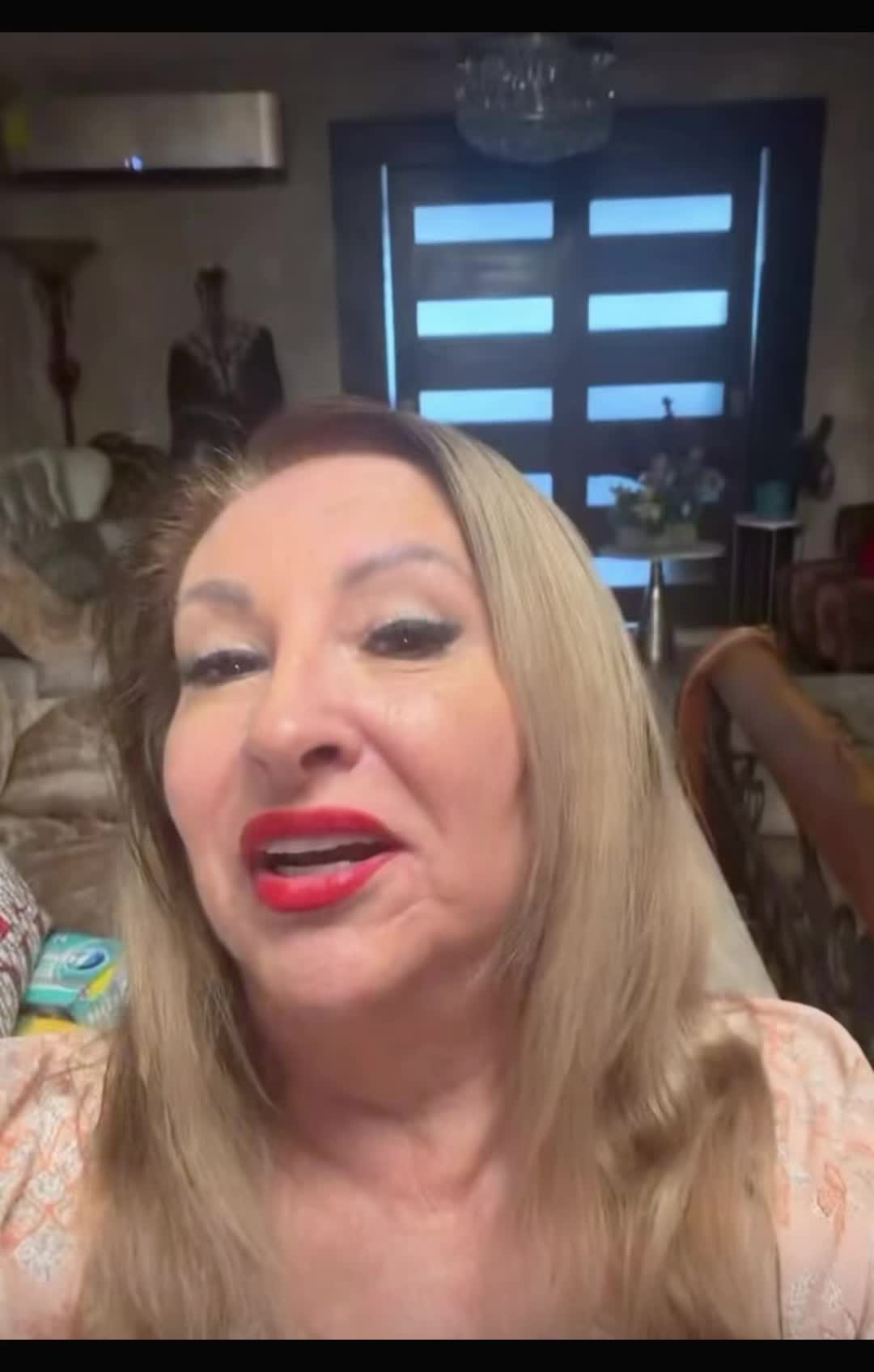 @LeticiaDeNigris56