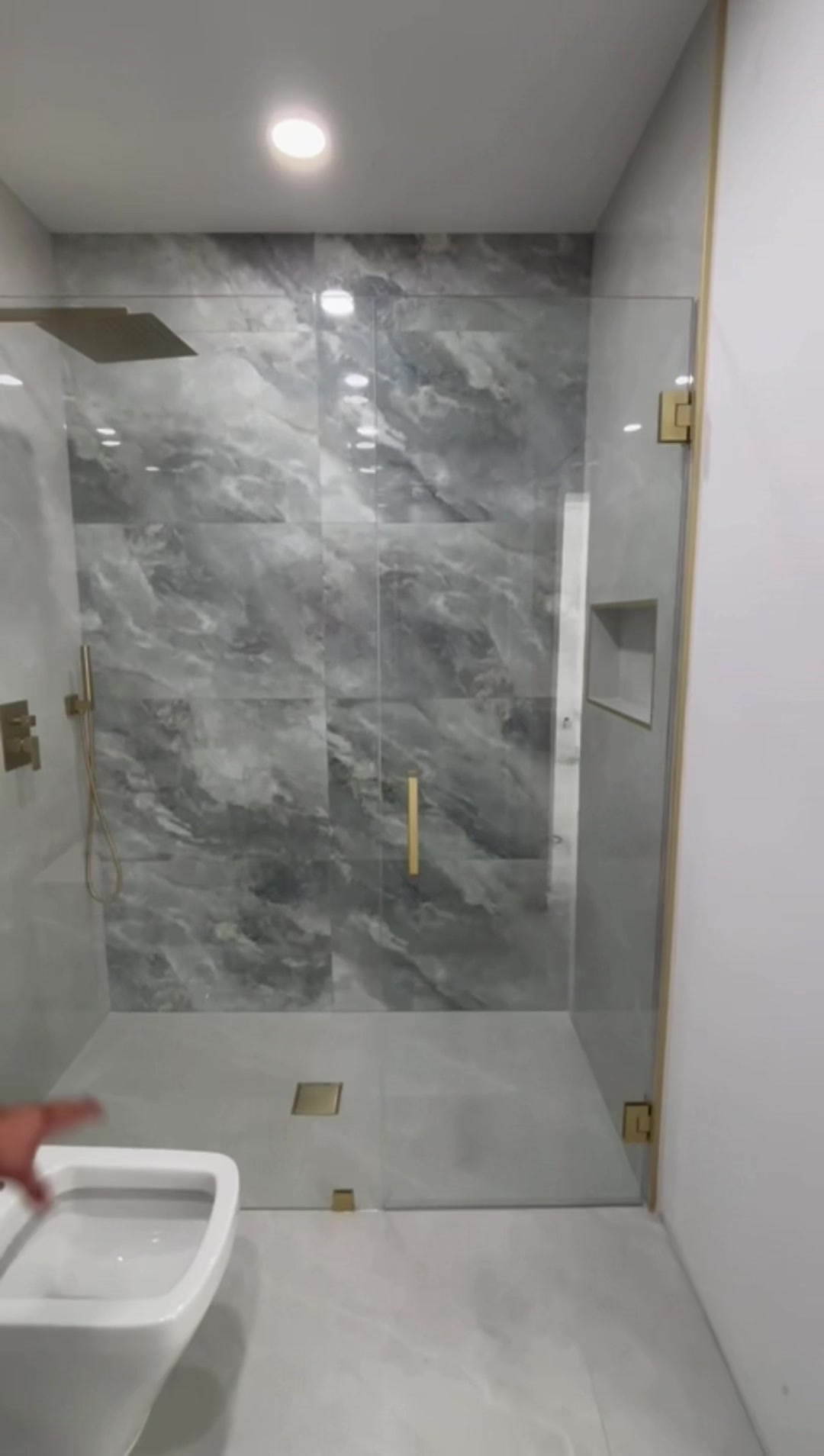 @Metalglasssupply