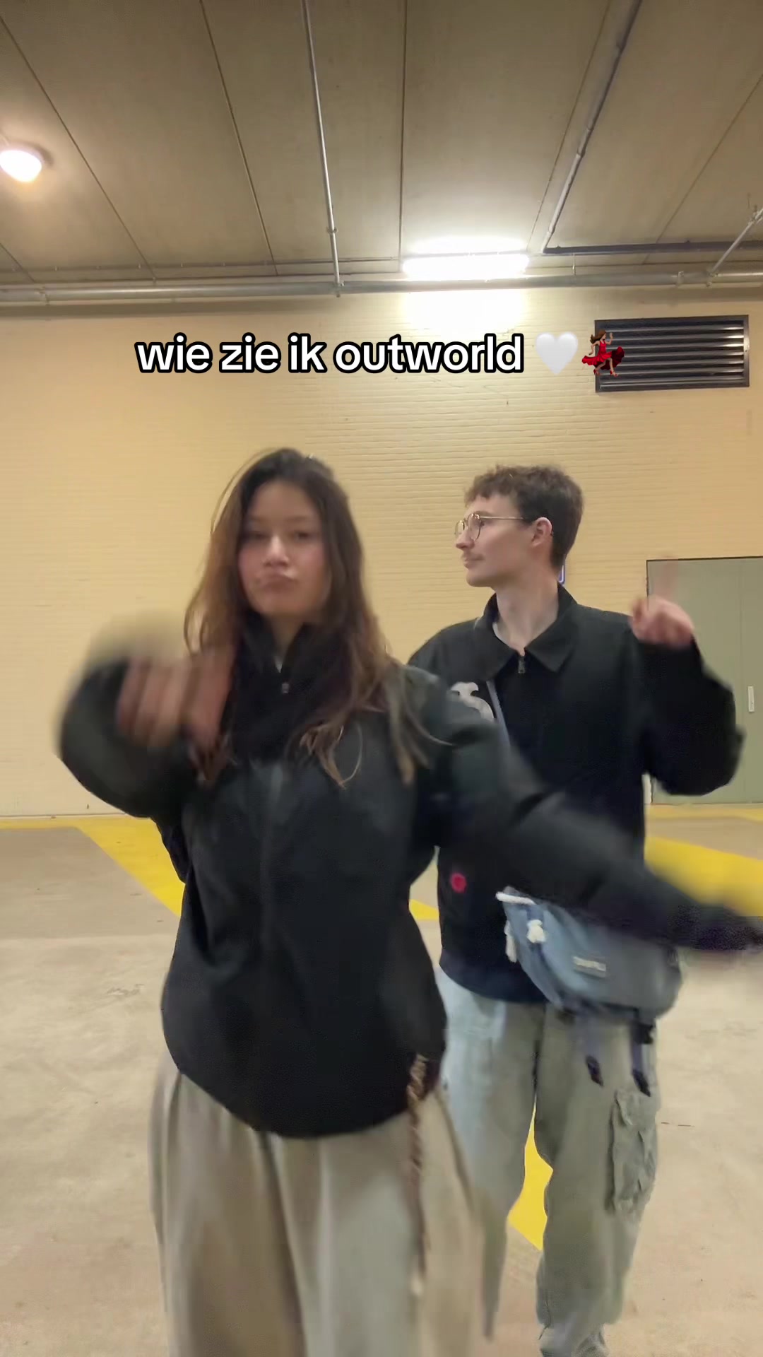 @๐.