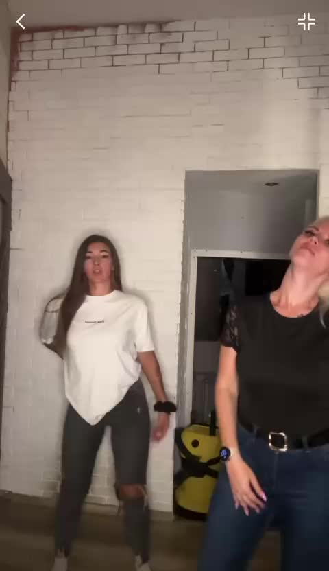 @nikolcia_0207