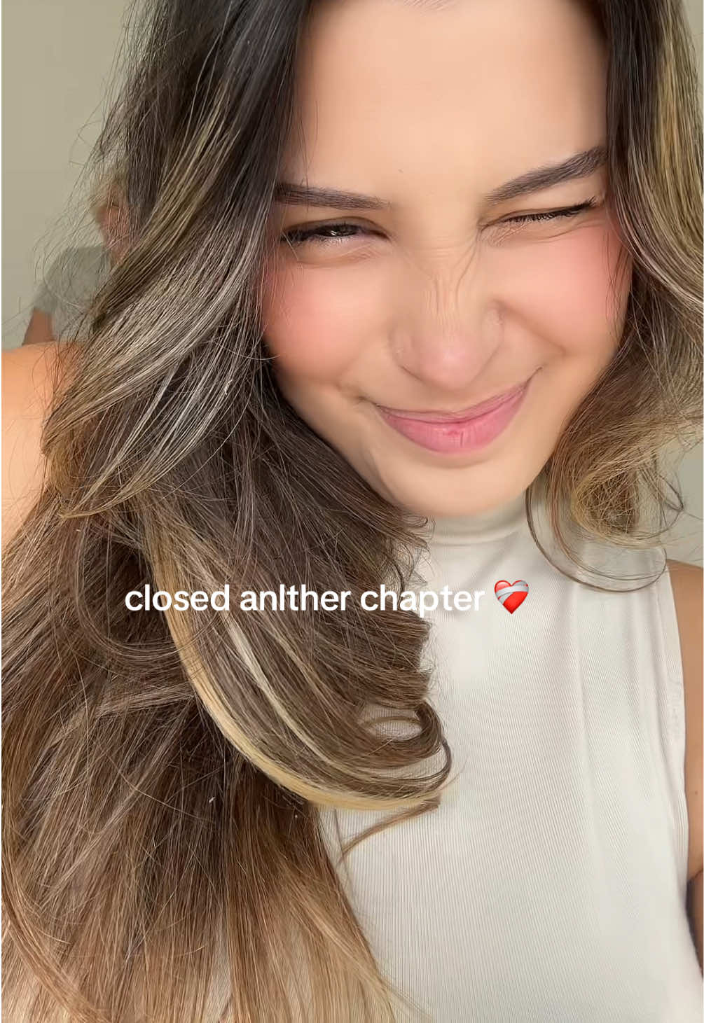 @L A R A 💌