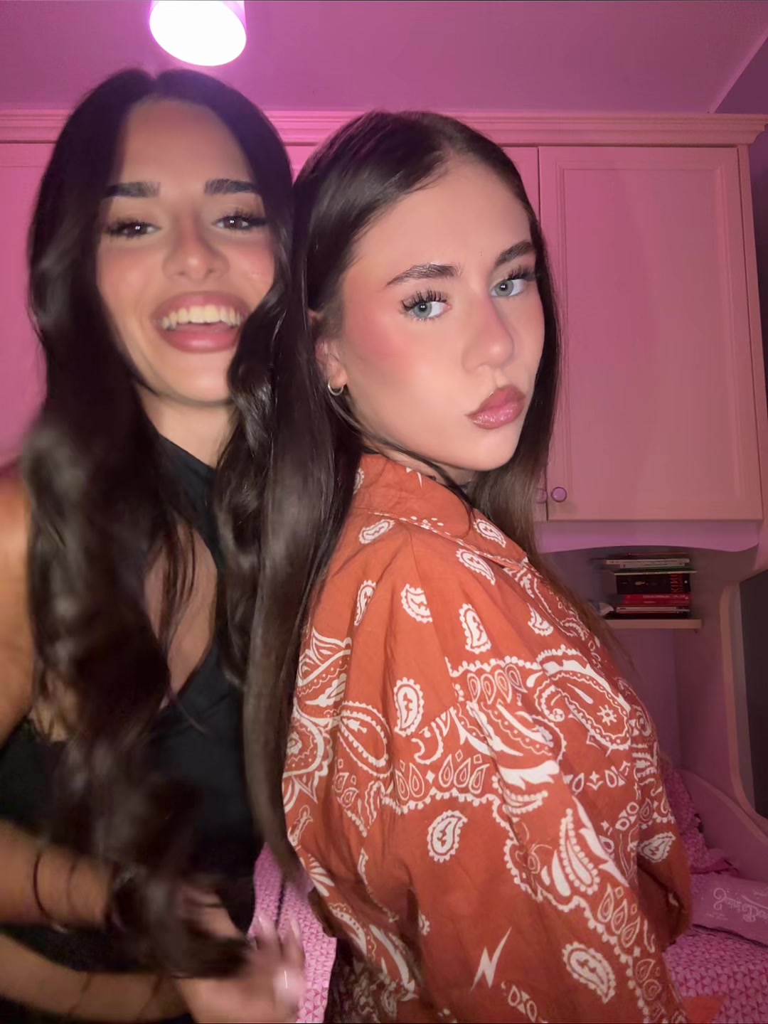 @nicole