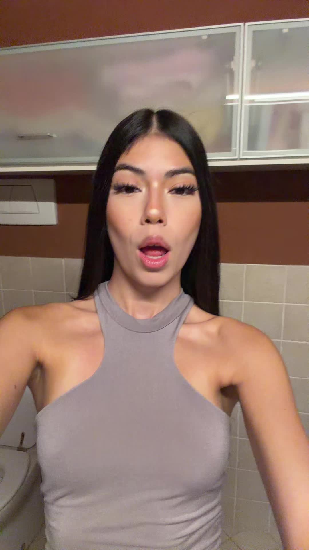 @💋🇵🇪