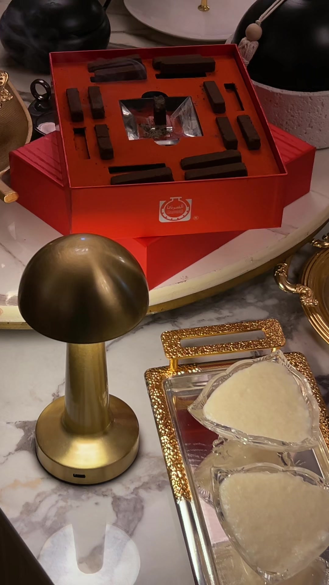 @الأستاذة : مشعا الطفلان