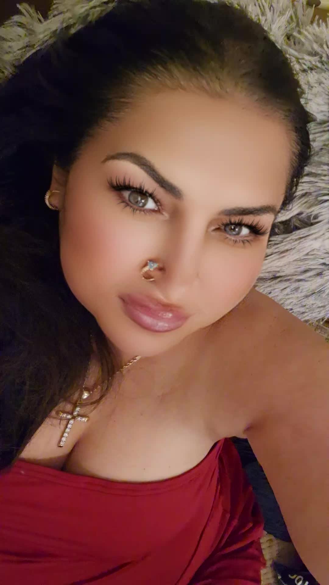 @Suzani💗