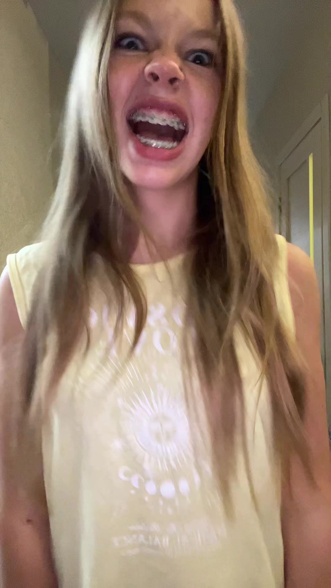 @нисян