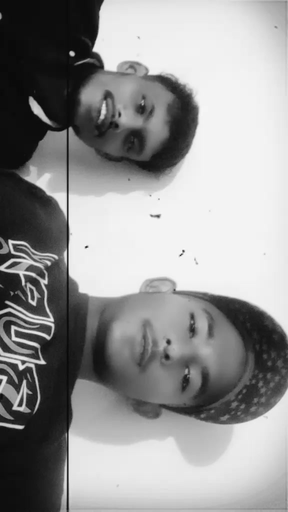 @চিংগাম 🕴️😁