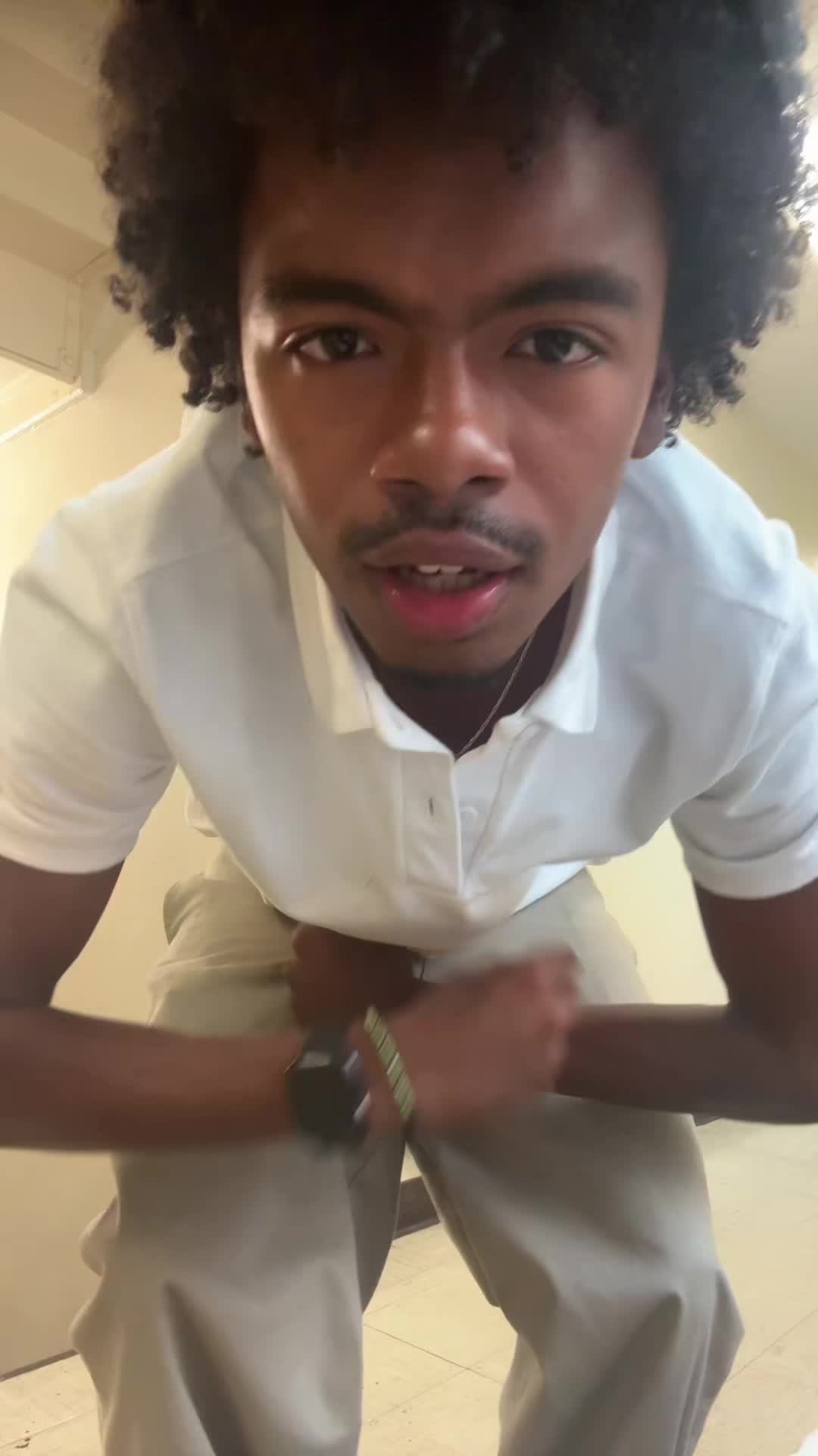 @️