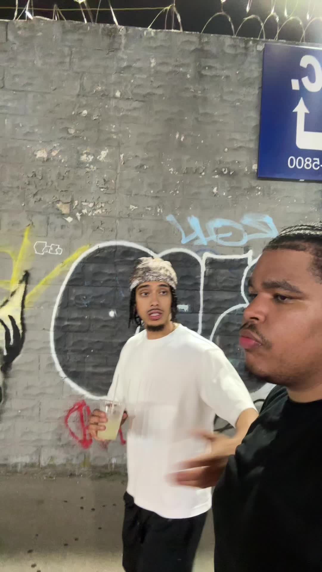 @REL🤮🦋