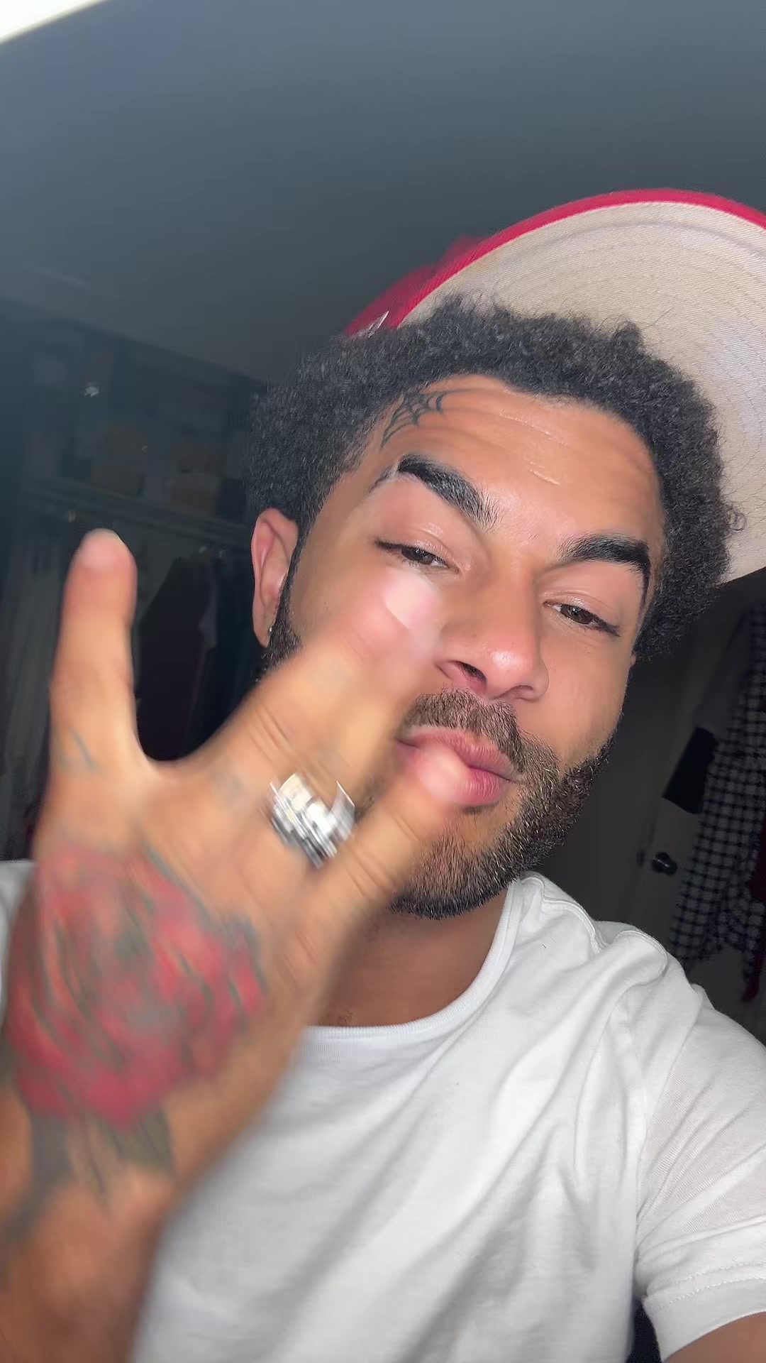 @V1hunnid