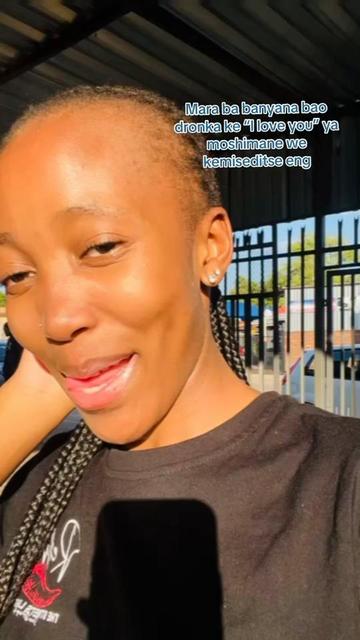 @Ofentse