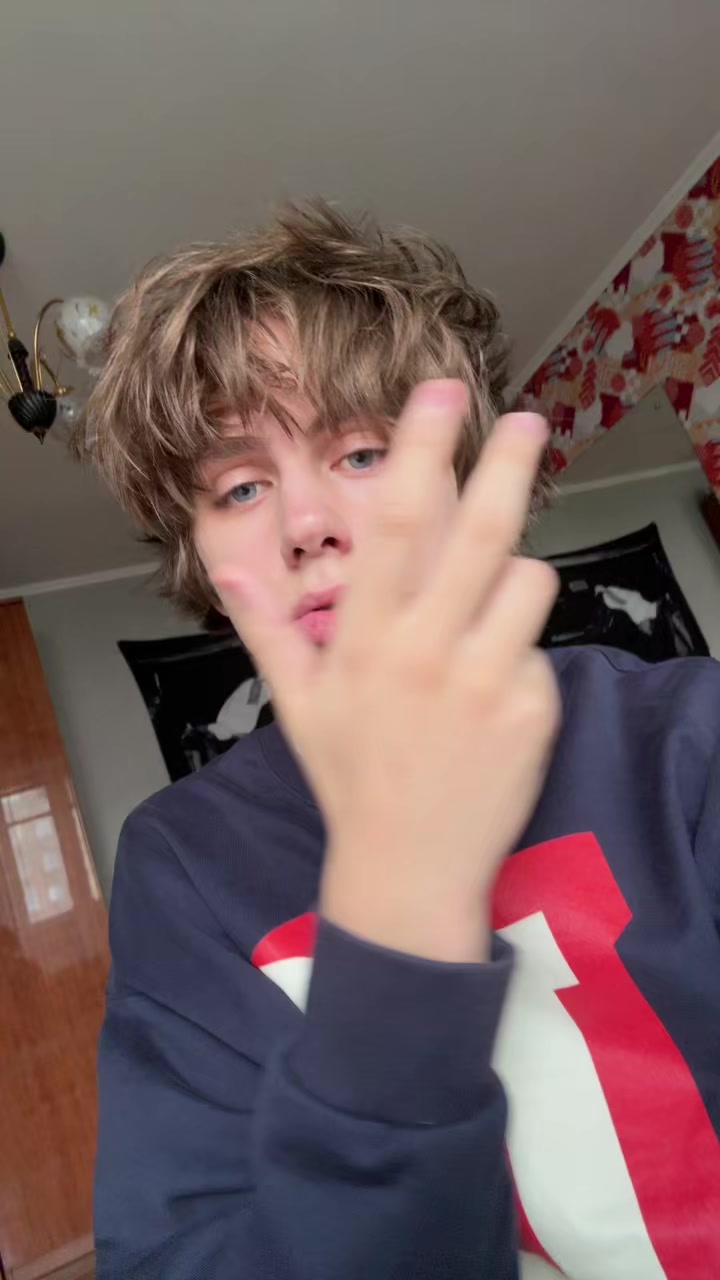 @3amslices