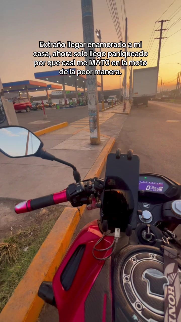 @D A N I E L 🏍️