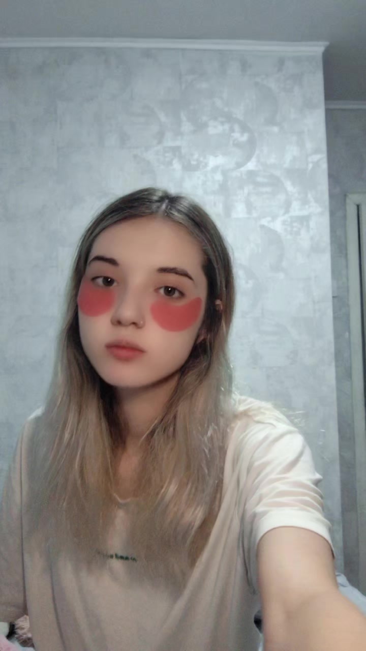 @аня🌔