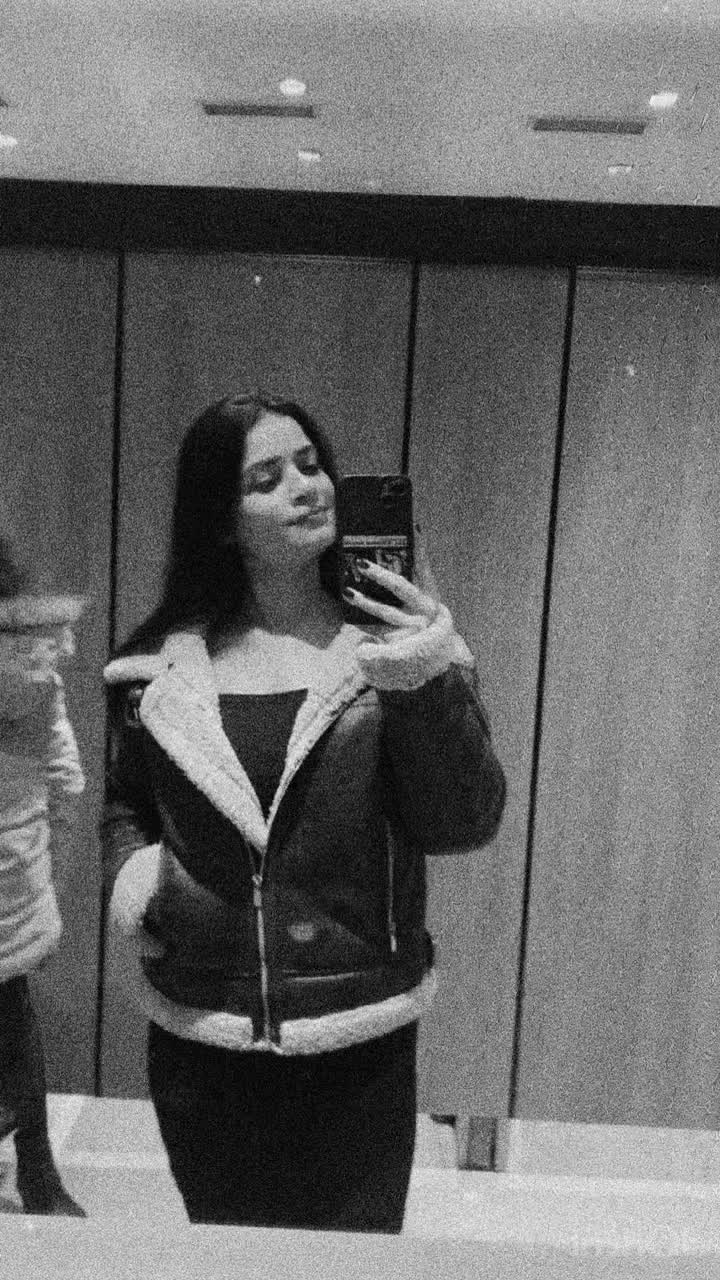 @Ritika💗