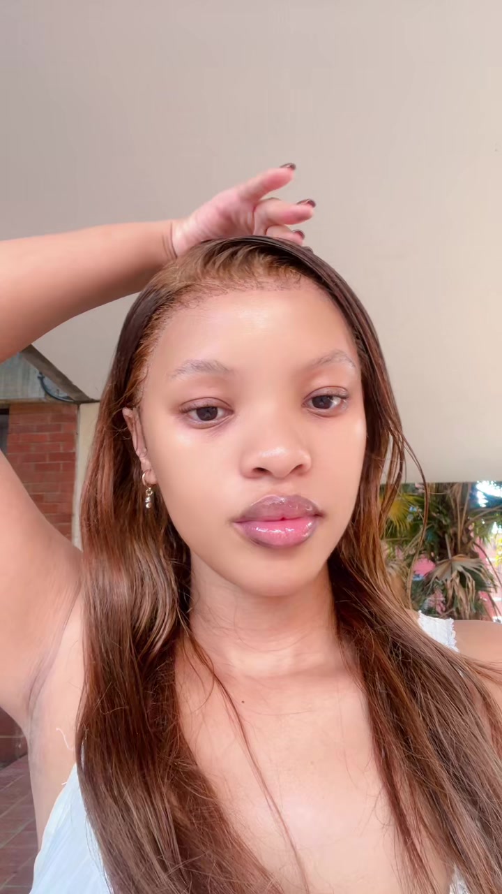 @Ayanda September