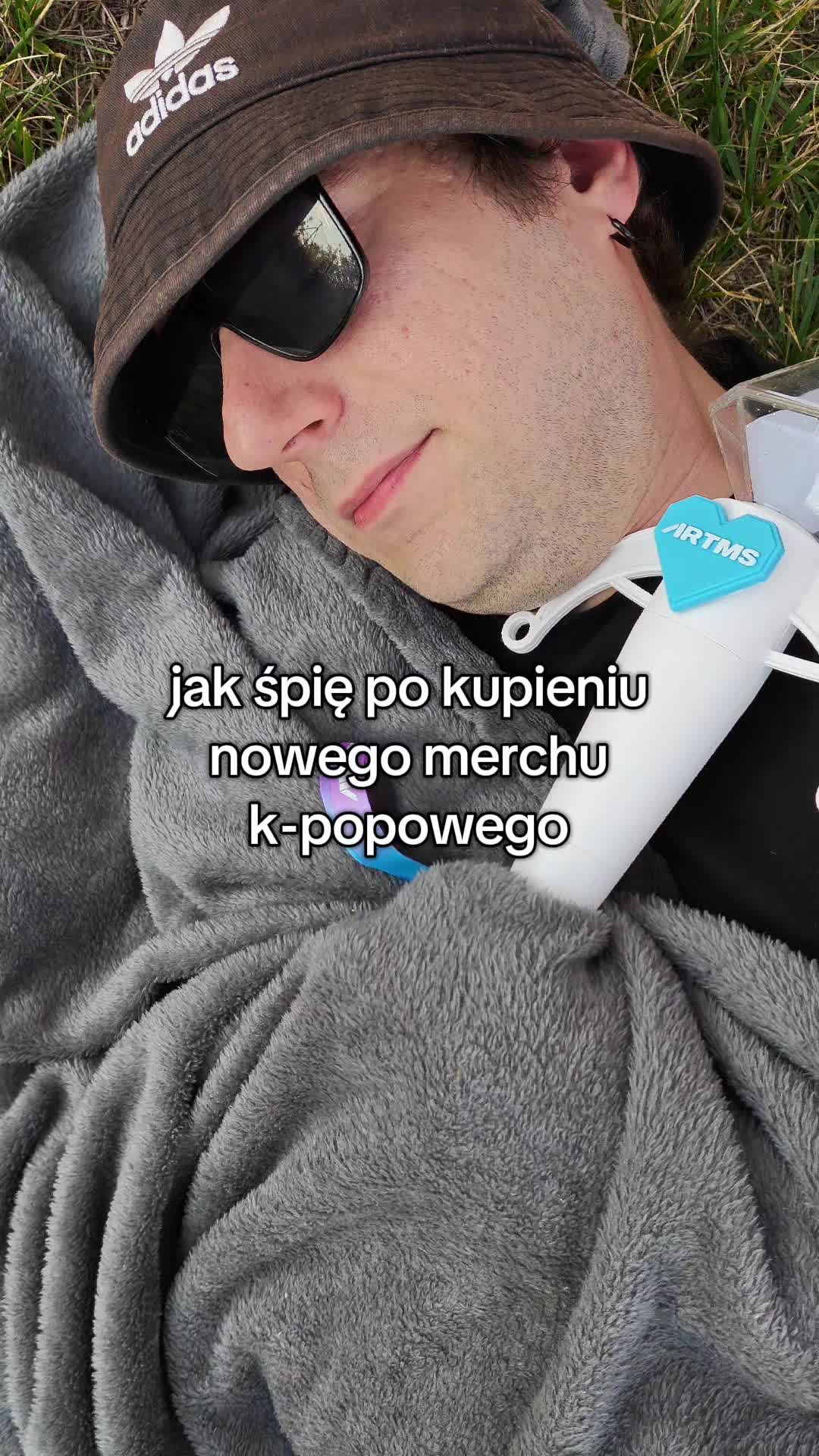 @fioletowy