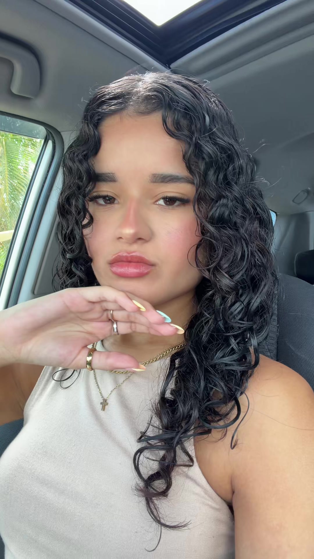 @aishaa