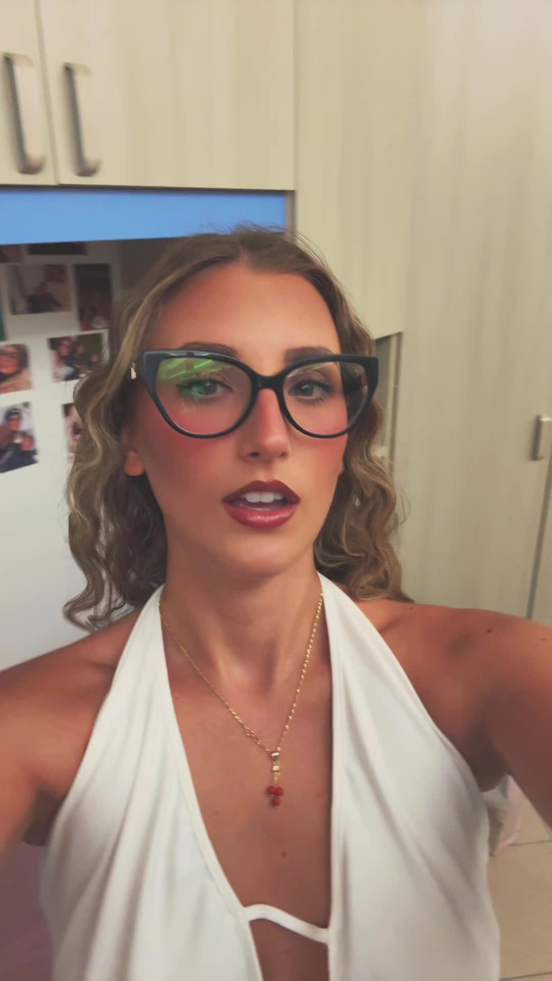 @Elisagarroo_
