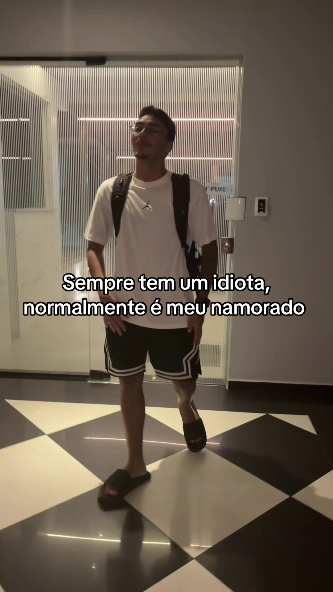 @jaronesnicole