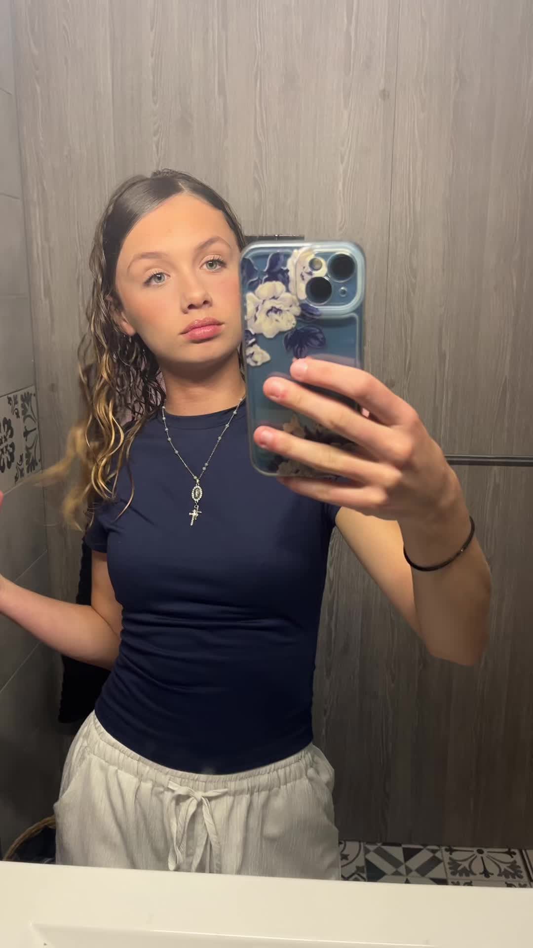 @Ziaaa
