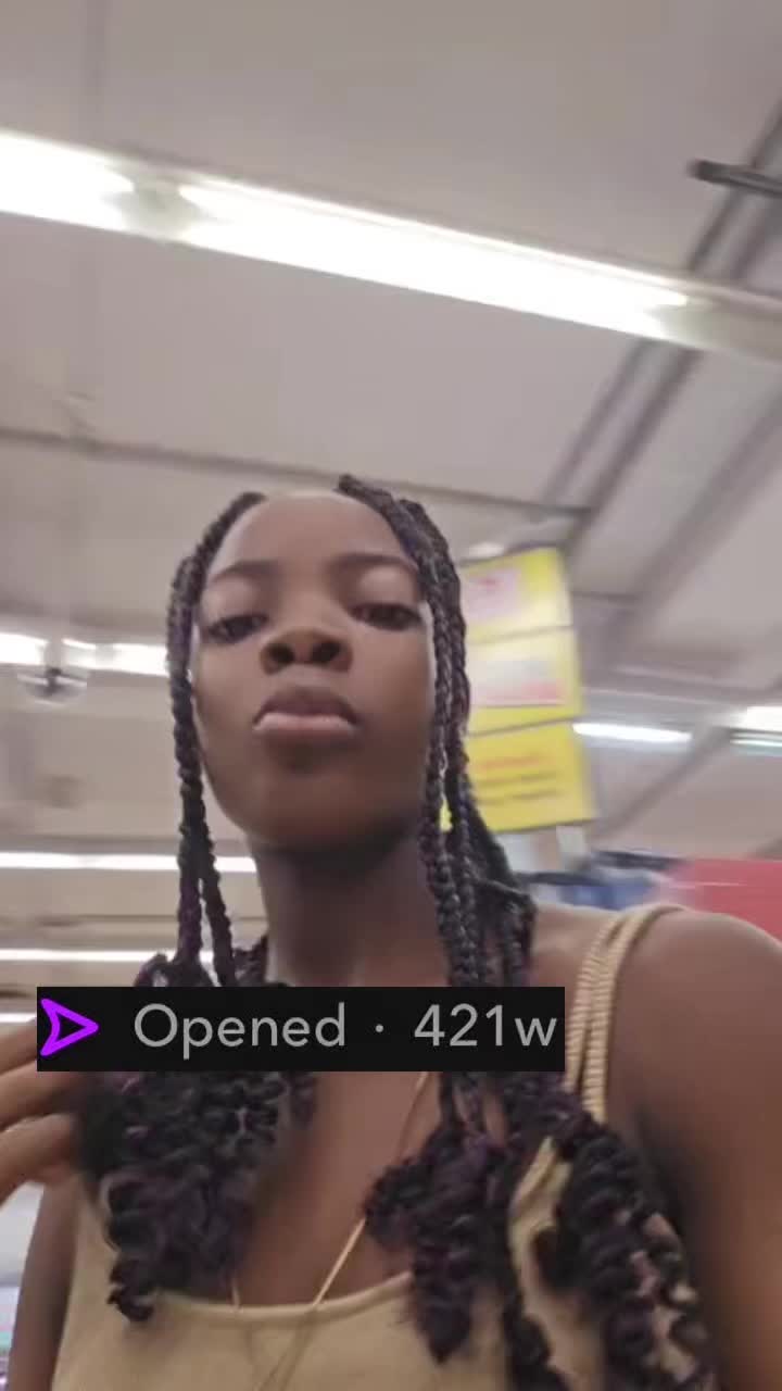 @eslie_237_