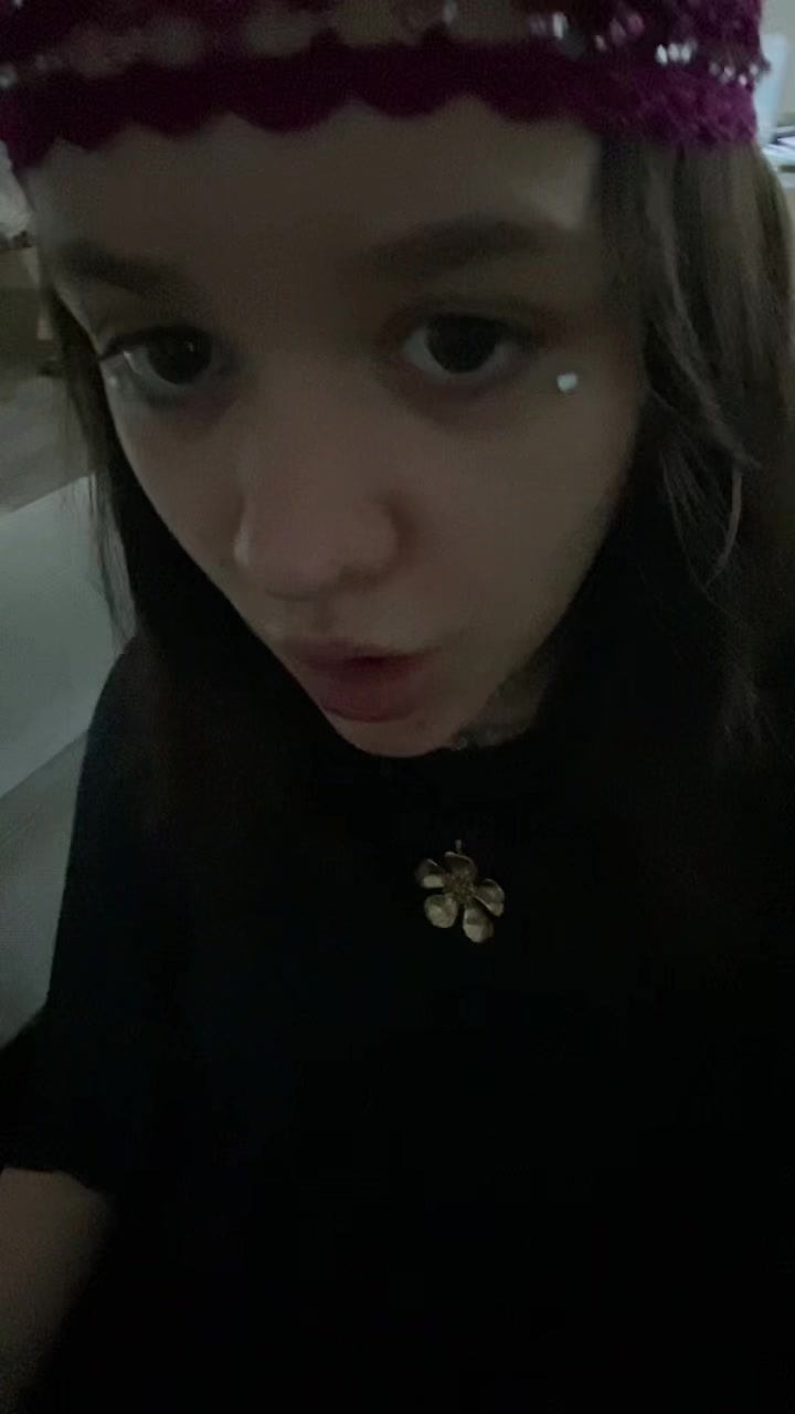 @Ava_hlk