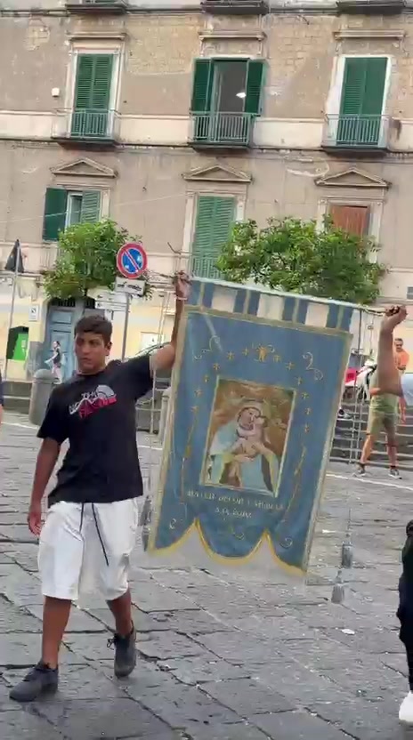 @Angolo Divino