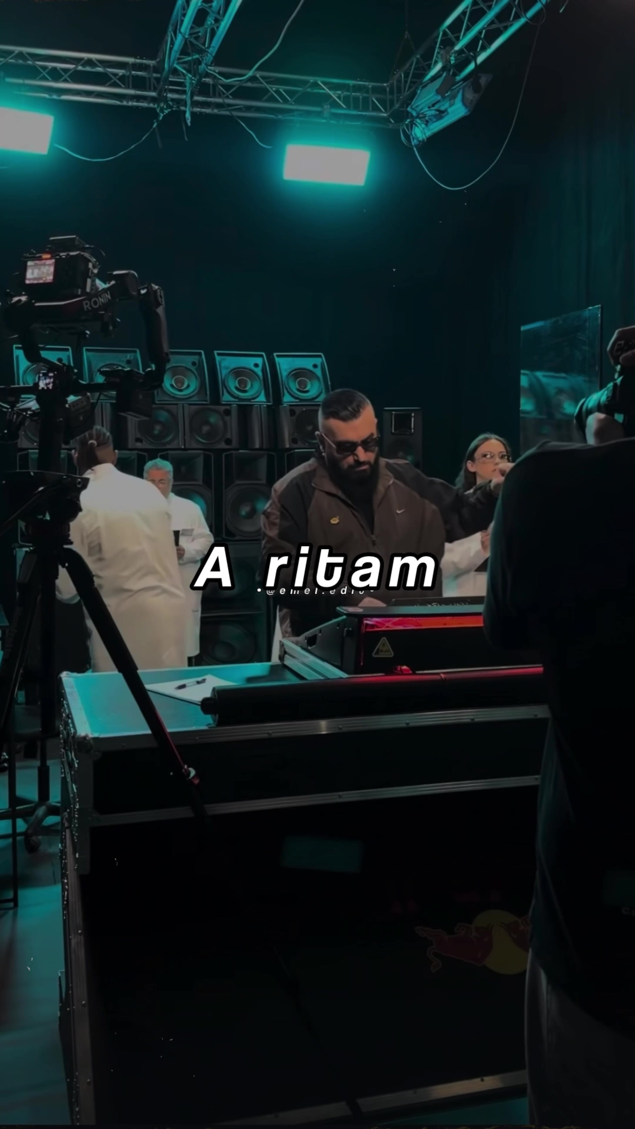 @🎶