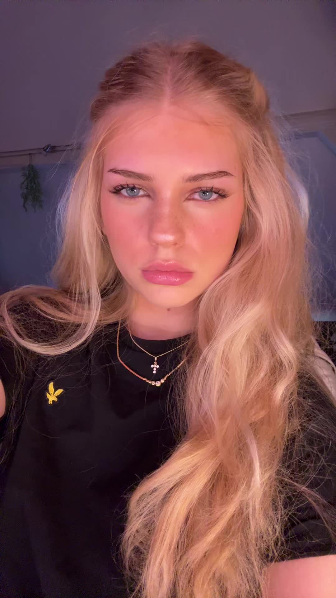 @julia