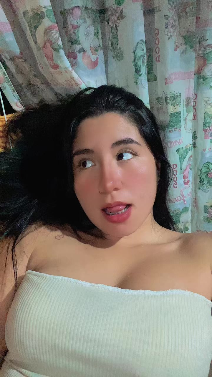 @️Carla🧸