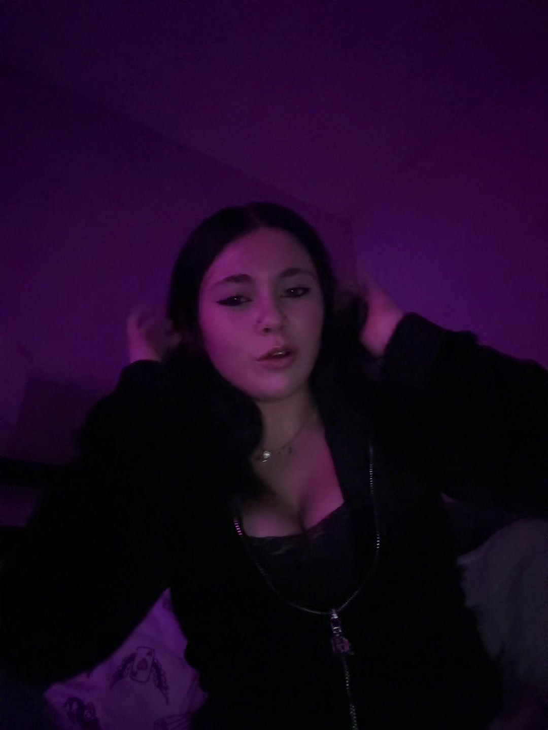 @<3