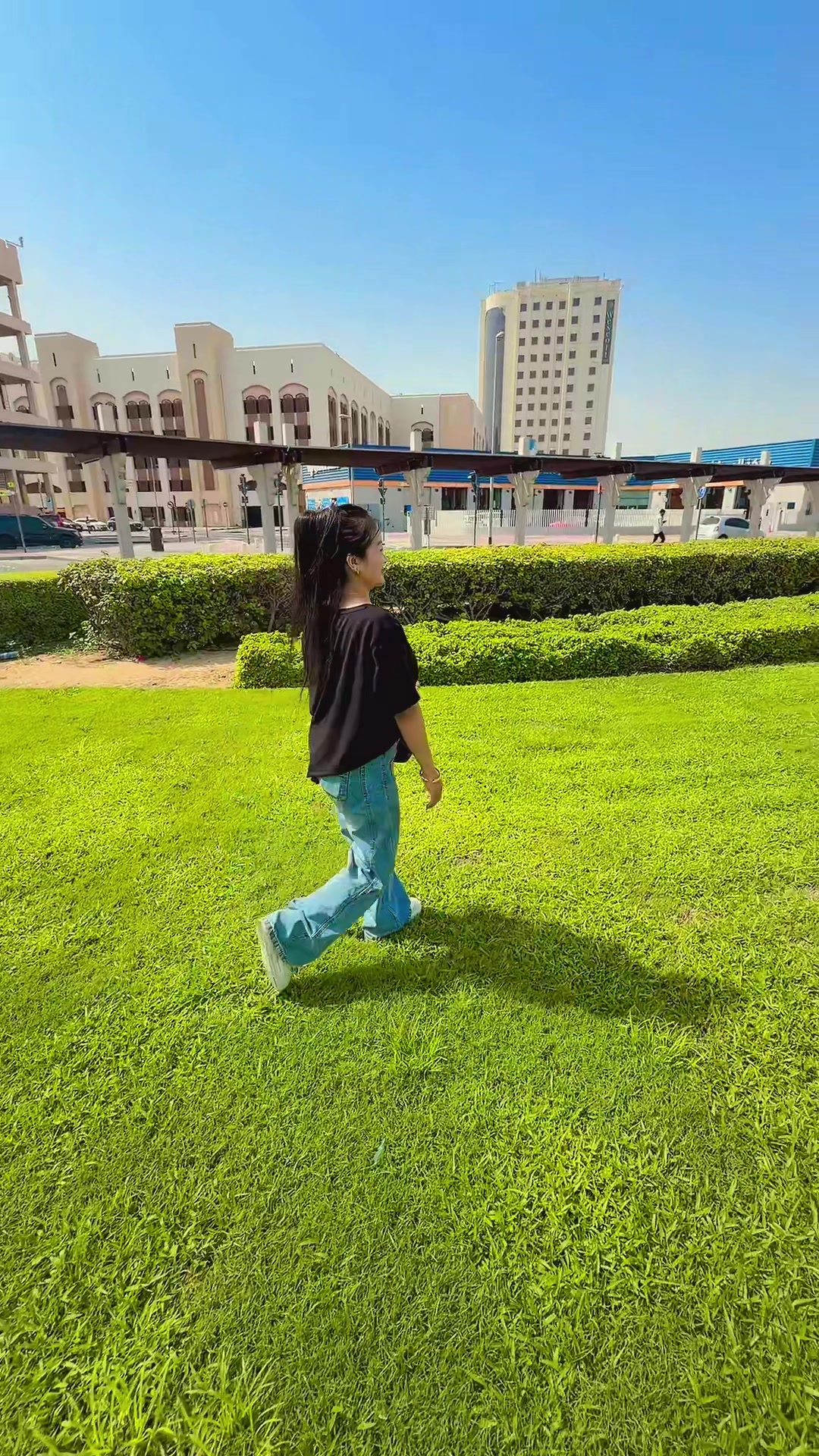 @🦋